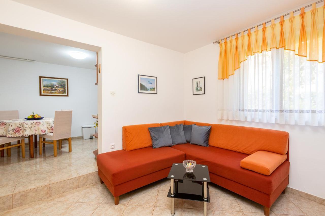 Maretic Apartment Medulin Exterior photo