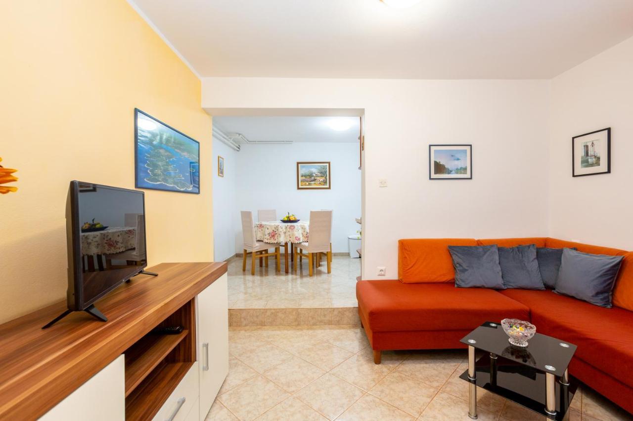Maretic Apartment Medulin Exterior photo